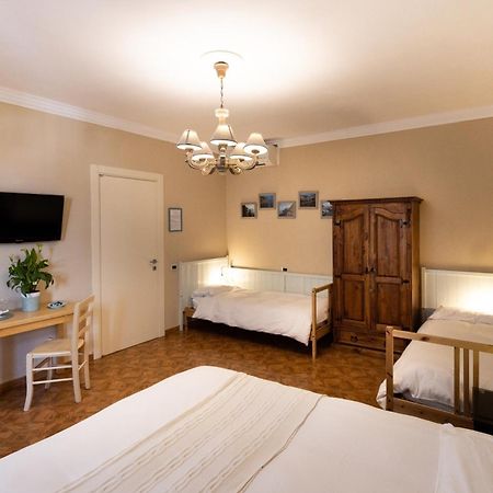 B&B Residenza Marina Marina Di Carrara Exterior photo