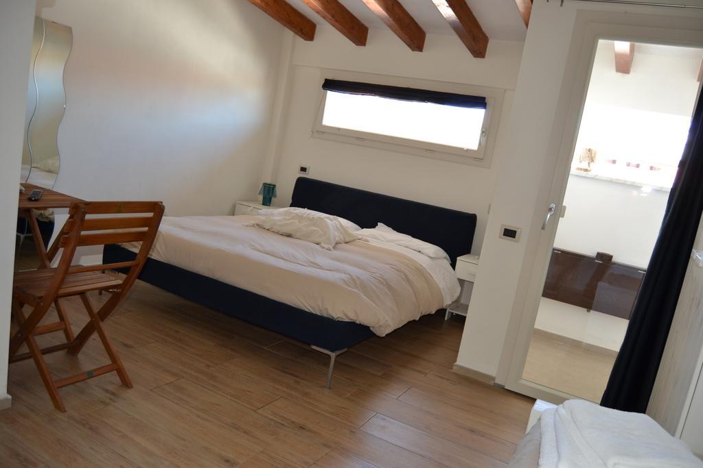B&B Residenza Marina Marina Di Carrara Exterior photo