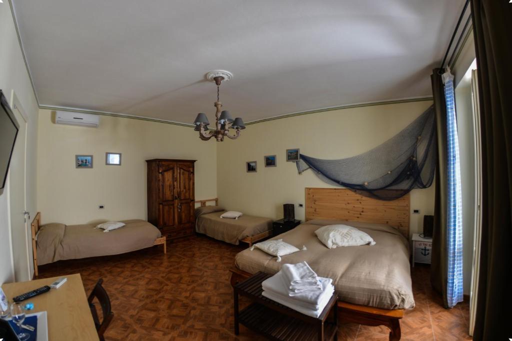 B&B Residenza Marina Marina Di Carrara Exterior photo